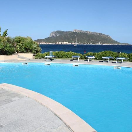 Apartment In S'Abba E Sa Pedra With Pool Гольфо-Аранчи Экстерьер фото