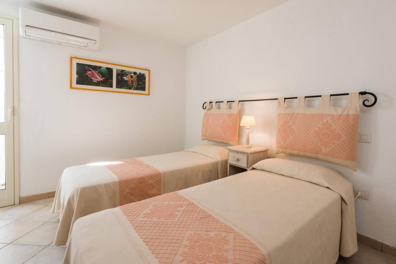 Apartment In S'Abba E Sa Pedra With Pool Гольфо-Аранчи Экстерьер фото